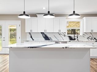 1526 Campbell Rd, Winnie, TX 77665