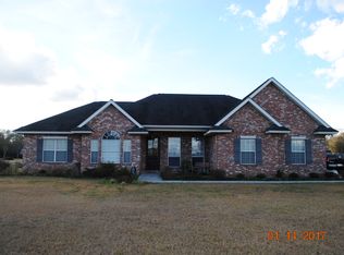 579 Salem Rd, Picayune, MS 39466