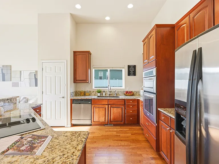 14284 High Meadows Rd SE — Photo 8