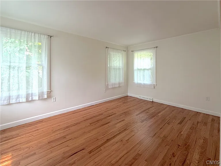 4055 Bristol Rd — Photo 30