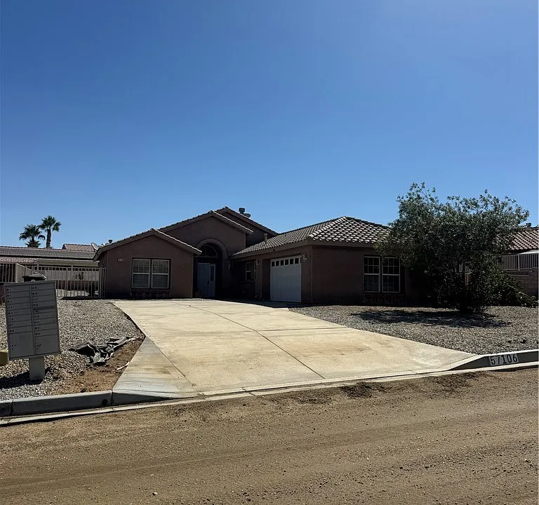 57106 Selecta Ave