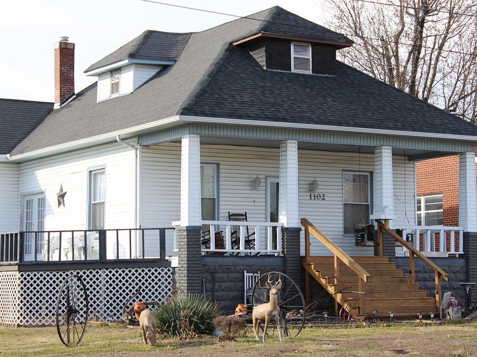 1st image of 1102 Grand Ave