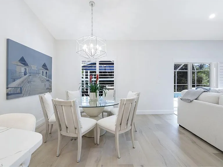 1507 Vintage Ln — Photo 21