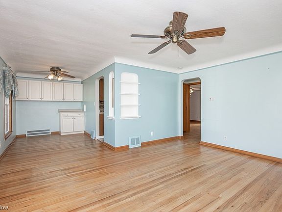 5th image of 8203 Renwood Dr
