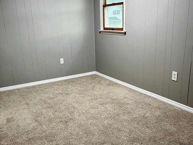 400 Clarkson Ave — Photo 9