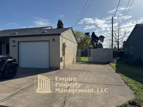 1287 Hughes St, Eugene, OR 97402