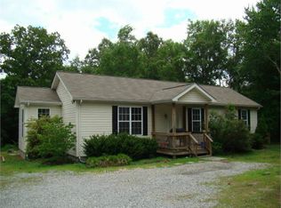 1488 Plank Rd, Farmville, VA 23901