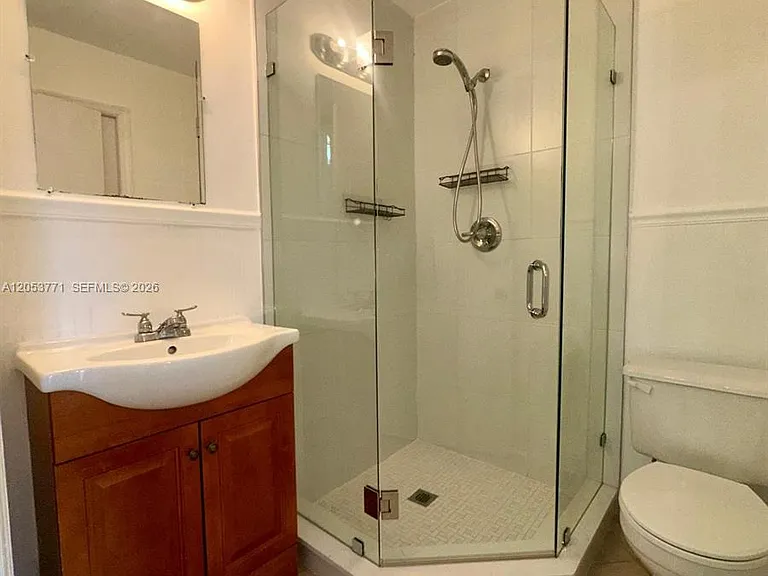 15334 SW 36th Ter #15334 — Photo 10