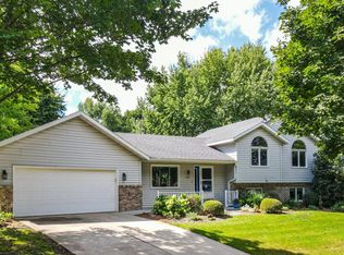 4439 Scarborough Ln NW, Rochester, MN 55901