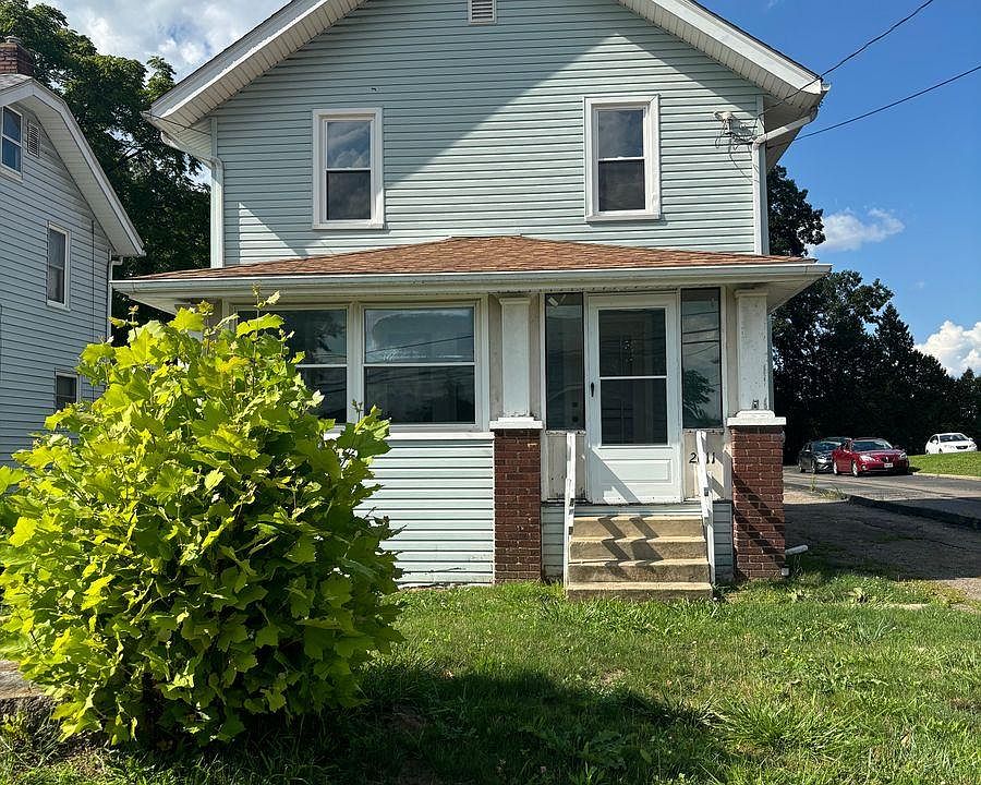 1st image of 2611 Ellet Ave