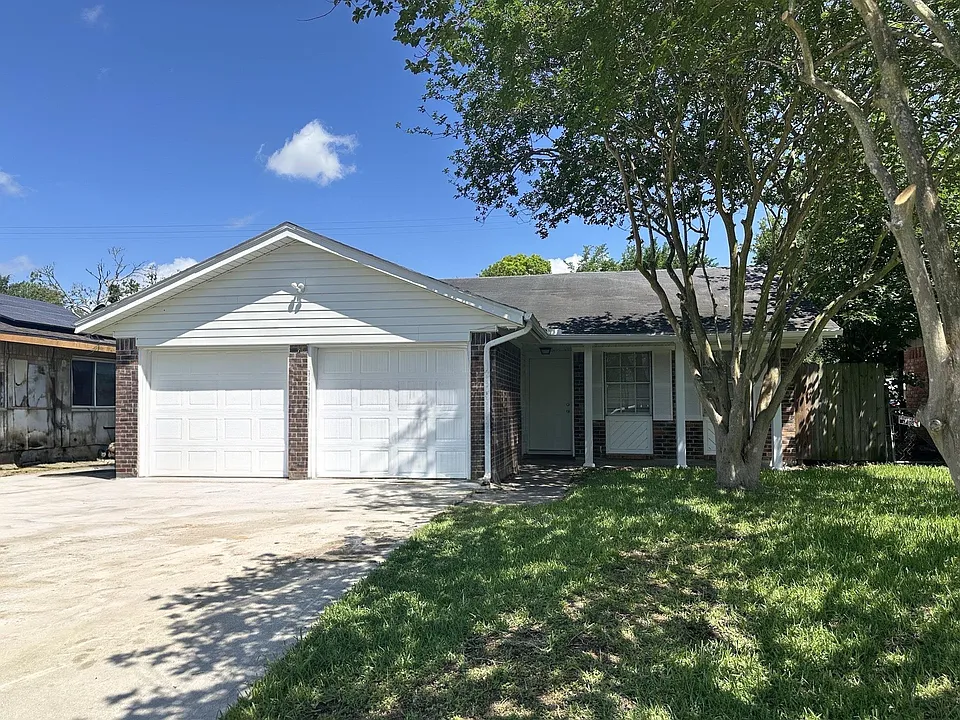 934 Bacliff Dr