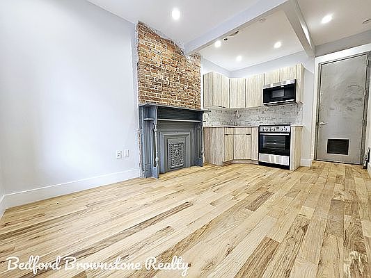 1st image of 1167 Dean St #1G