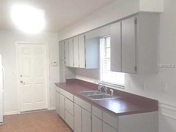 4th image of 10415 N Pawnee Ave