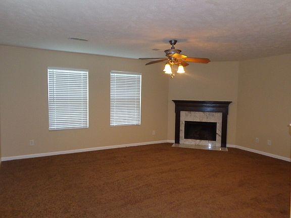 3rd image of 2853 Park Knl