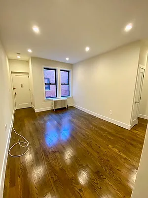 Rented by LRGNY Group, Inc. | media 9