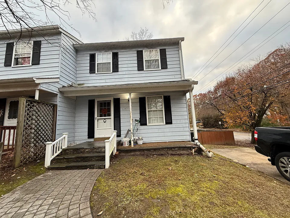 601 Whittier Pkwy