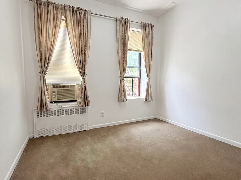 169 Allen St #3D — Photo 3