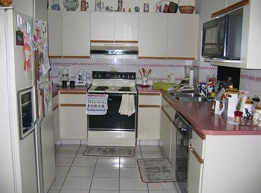 Spacious Kitchen
