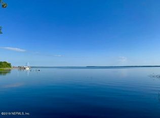 4144 Riverview Cir, Green Cove Springs, FL 32043