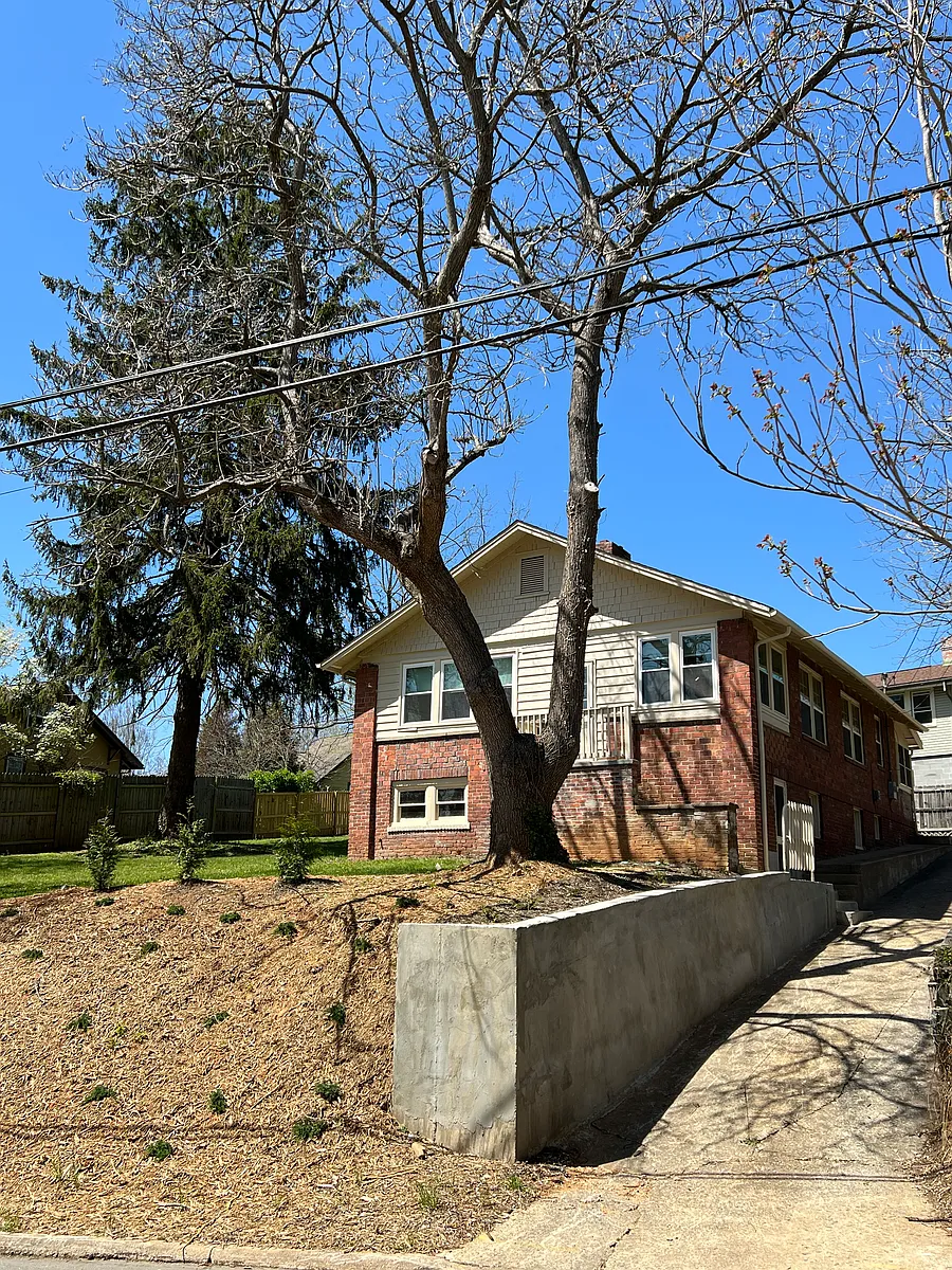 Building Photo - 37 Sand Hill Rd