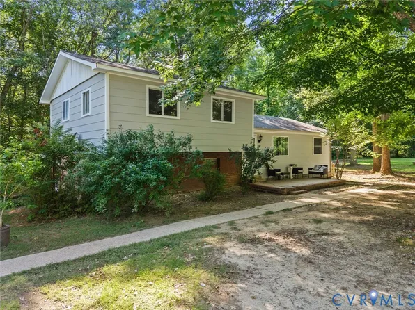 2305 Mosby Rd, Powhatan, VA 23139