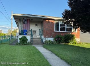 405 17th Ave, Scranton, PA 18504