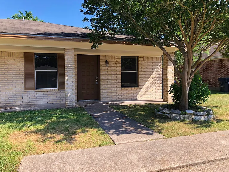 612 San Benito Ct — Photo 1
