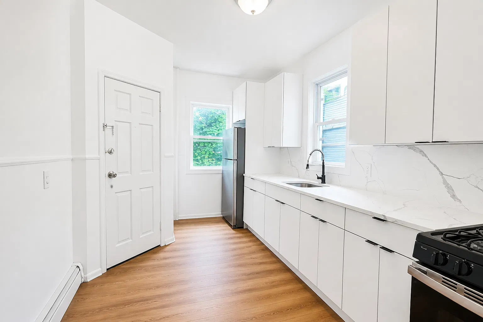 3 bed, $2,600 — Photo 4