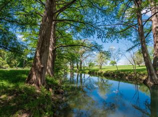 335 N Cypress Creek Rd, Comfort, TX 78013