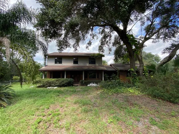 1052 Pioneer Way, Geneva, FL 32732