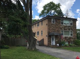 5516 Alabama Ave #3, Clarendon Hills, IL 60514