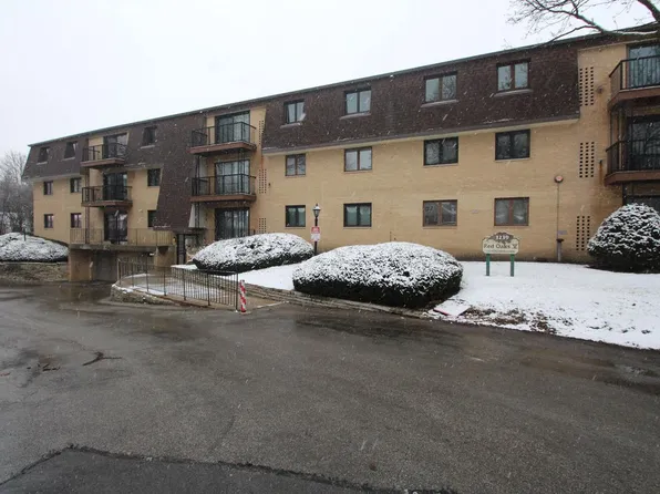 3239 South 58th STREET #113, Milwaukee, WI 53219