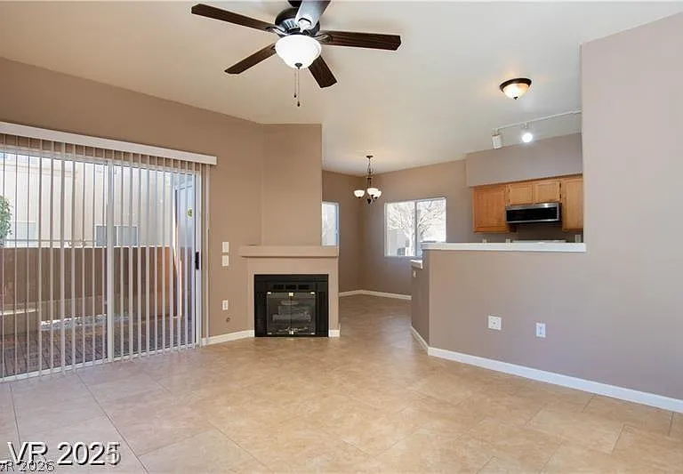 1050 E Cactus Ave #1100 — Photo 4