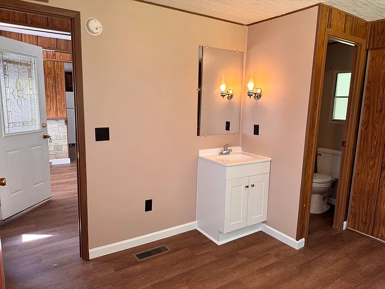 3685 Shady Knoll Dr — Photo 7
