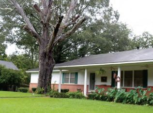 300 Jackson St, Edwards, MS 39066