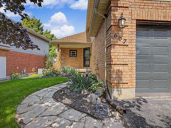2nd image of 667 Springbank Ave N