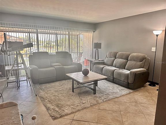 2nd image of 2938 Clark Rd APT 203
