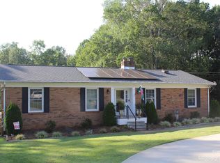 3015 5th Street Pl NW, Hickory, NC 28601