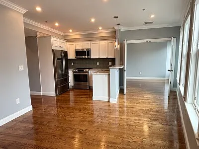 2 bed, $3,400 — Photo 2