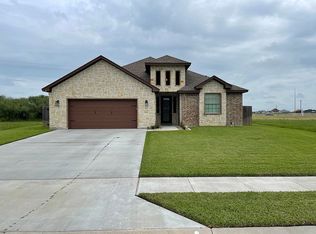 512 Windy Way Dr, Victoria, TX 77904