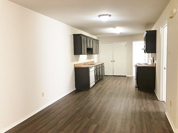 5th image of 8151 Marydean Ave
