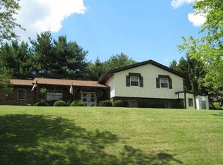 126 Tierra Rd, Wheeling, WV 26003