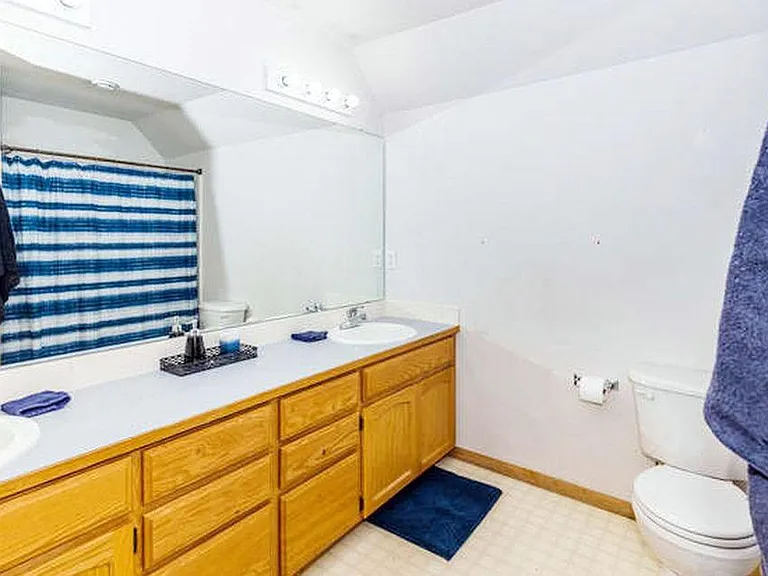 375 Aurora Way — Photo 14