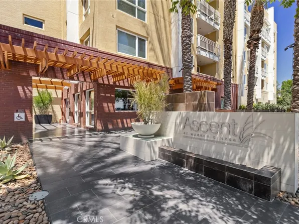 21301 Erwin St Unit 511, Woodland Hills, CA 91367