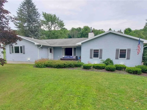 5592 Johns Ter, North Boston, NY 14075