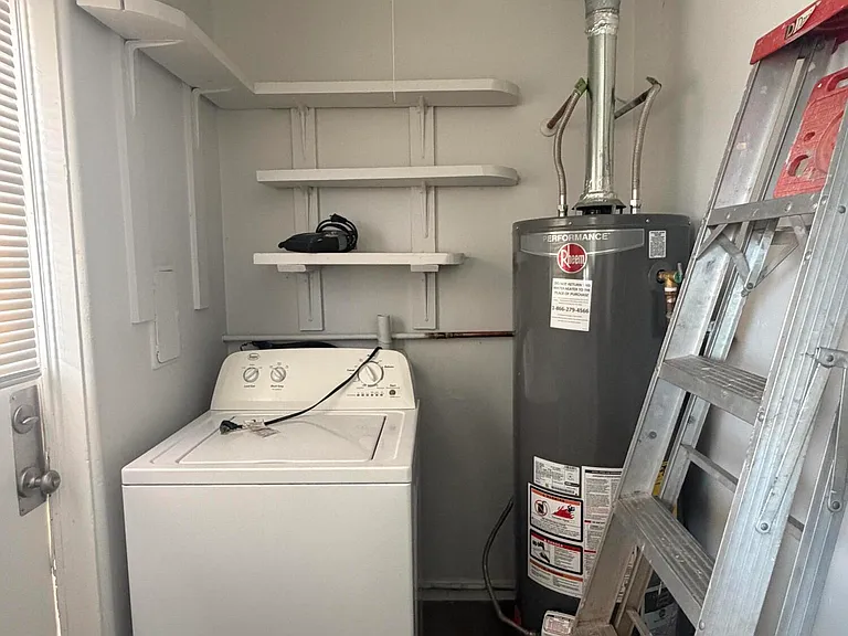2221 E Osborn Rd — Photo 12
