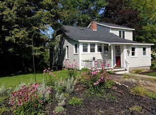 5 Hanneford Rd, Queensbury, NY 12804