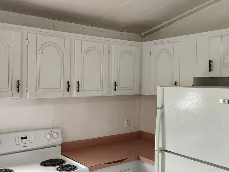 8364 Cedar St #7 — Photo 5
