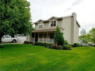 1235 Meadowview Ln, Amherst, OH 44001