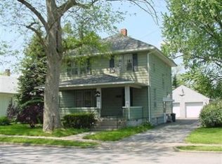 718 N College St, Rensselaer, IN 47978